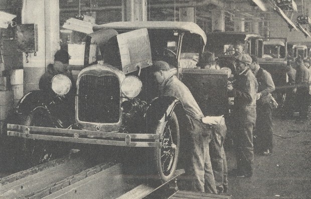 Ford_Motor_Company_assembly_line