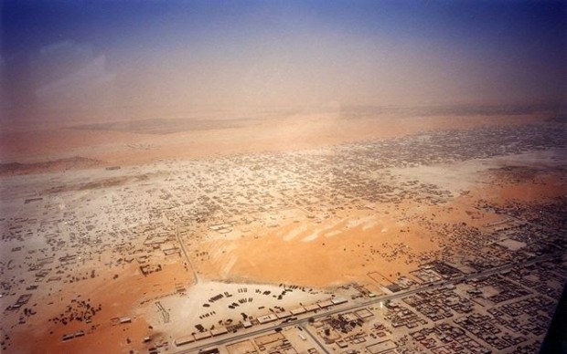 O Nome da capital e maior cidade da Mauritânia é difícil de falar: Nouakchott, que tem cerca de 1 milhão de habitantes, é uma das maiores cidades no Saara.